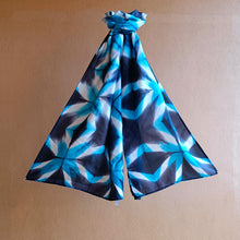 Load image into Gallery viewer, Bentota -  Silk Shibori Stoles (22 inches by 80 inches)