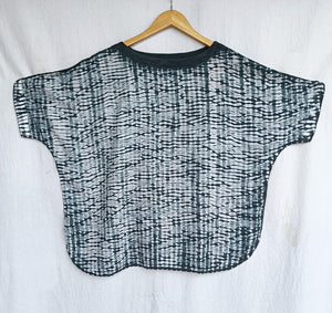 Black Ripples - Soft Shibori Cotton Top