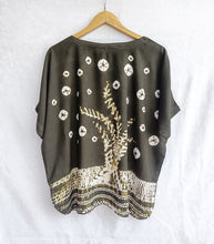 Load image into Gallery viewer, Tree of life (Brown) - Soft Shibori Cotton Top