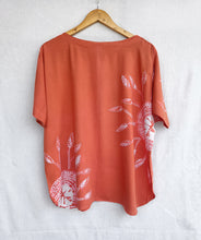Load image into Gallery viewer, Coral - Soft Shibori Cotton Top