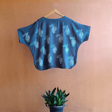 Load image into Gallery viewer, Teal Mangos - Soft Shibori Cotton Top