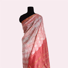 Load image into Gallery viewer, Chambakya - Mangalgiri Pattu (Silk) Shibori saree