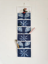 Load image into Gallery viewer, Shibori six pocket organizer