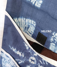 Load image into Gallery viewer, Shibori six pocket organizer