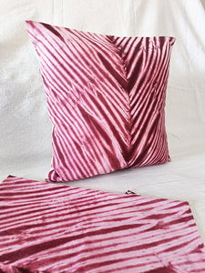 Red Sea - Silk Shibori cushion cover (16"/16")