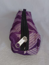Load image into Gallery viewer, Silk Shibori Pouch with zipper